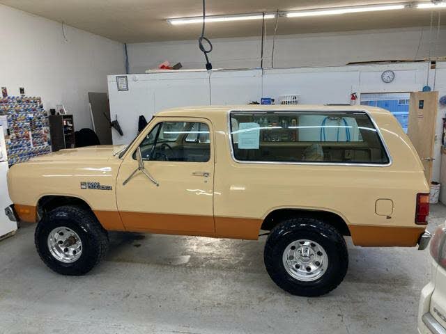 1982 Dodge Ramcharger 150 4WD