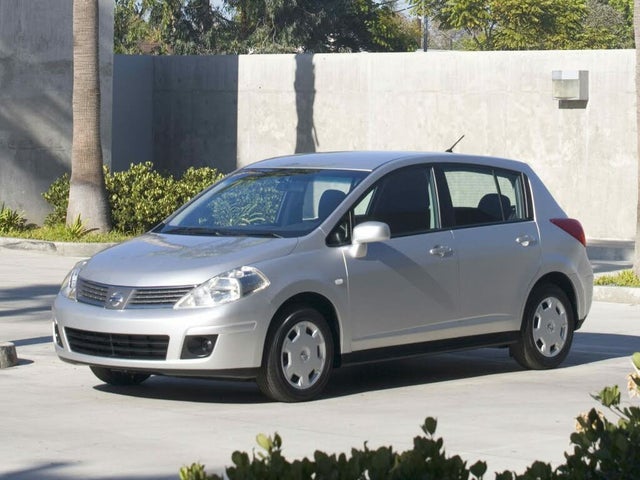 Nissan Versa 2007