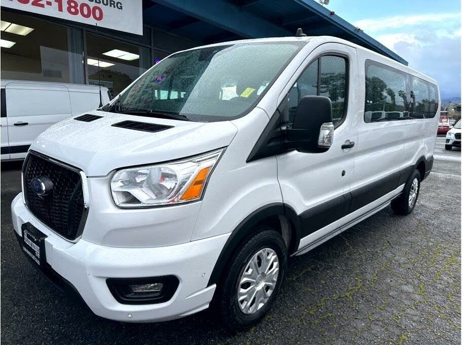 Car guru hot sale passenger van