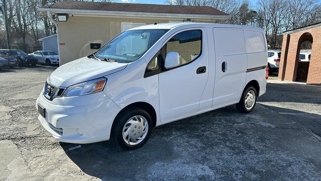 2017 Nissan NV200 SV