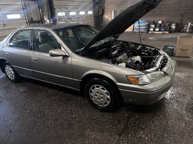 1997 Toyota Camry LE V6