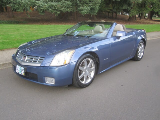 2005 Cadillac XLR RWD