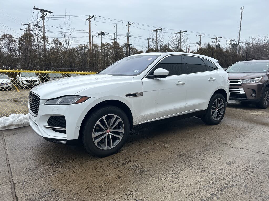 Pre-Owned 2017 Jaguar F-PACE 35t Premium Sport Utility in Hartford