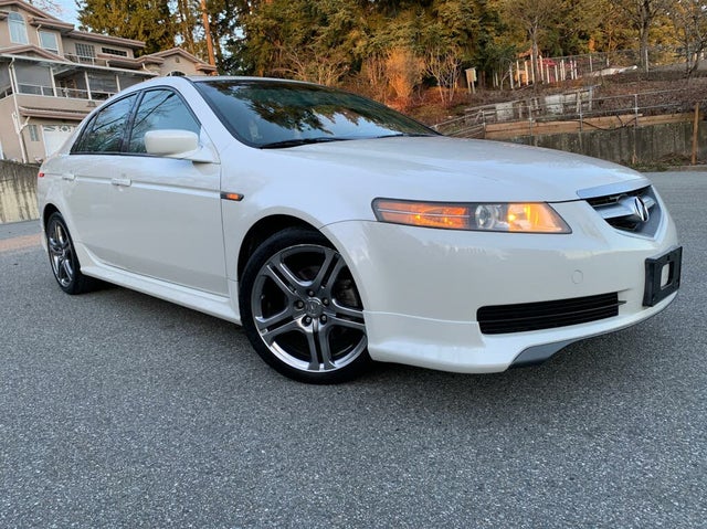 Acura TL FWD with Navigation 2005