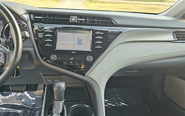 2020 Toyota Camry SE FWD