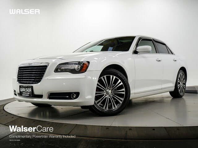 2013 chrysler 300 on sale s awd