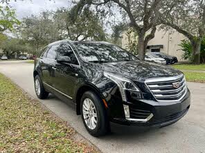 Cadillac SRX vs Cadillac XT5 Comparison - CarGurus