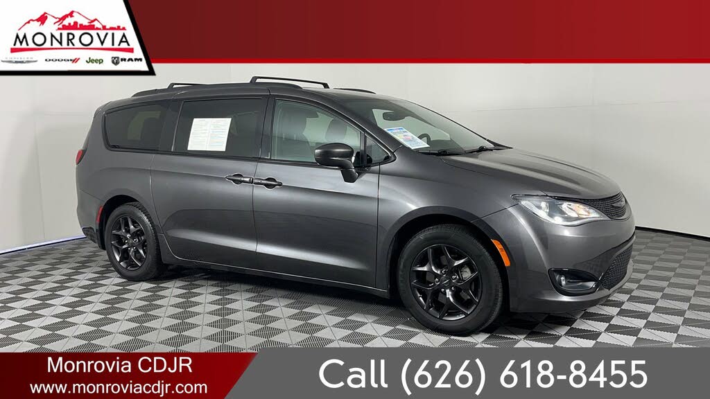 2019 minivans deals for sale