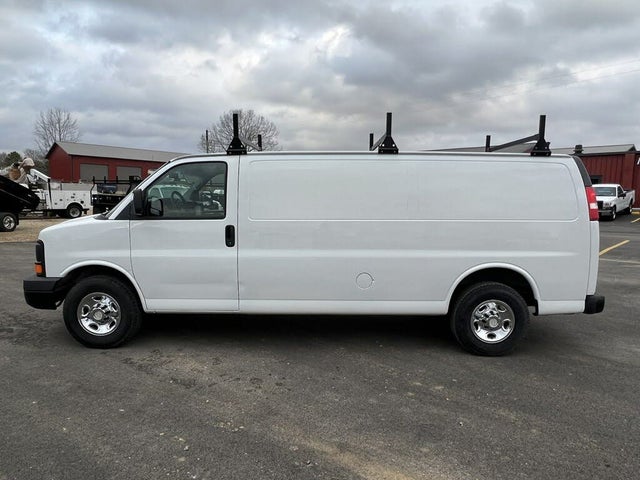 2009 Chevrolet Express Cargo 2500 Extended RWD
