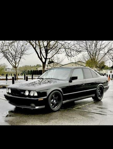 1991 BMW M5 RWD
