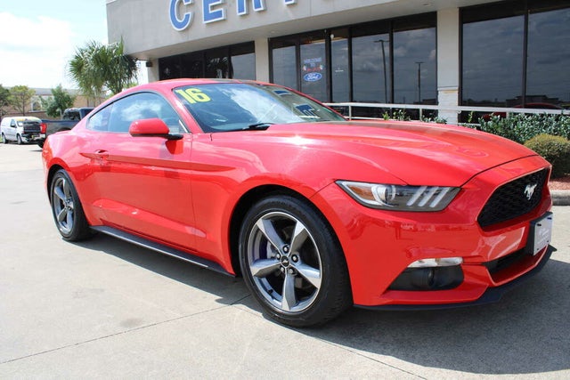 2016 Ford Mustang V6 Coupe RWD