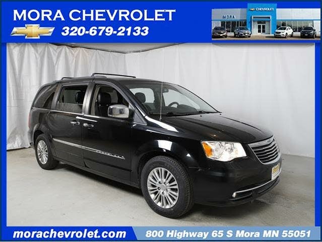 2013 Chrysler Town & Country Touring-L FWD