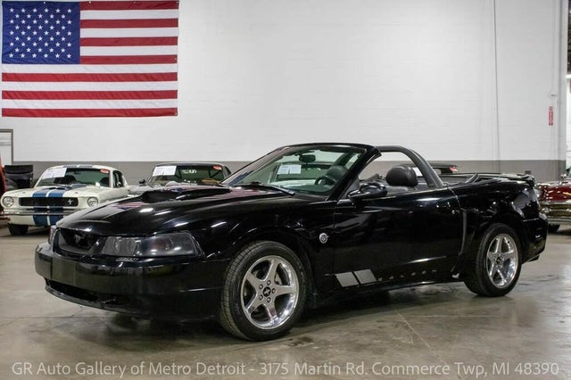 2004 Ford Mustang GT Deluxe Convertible RWD