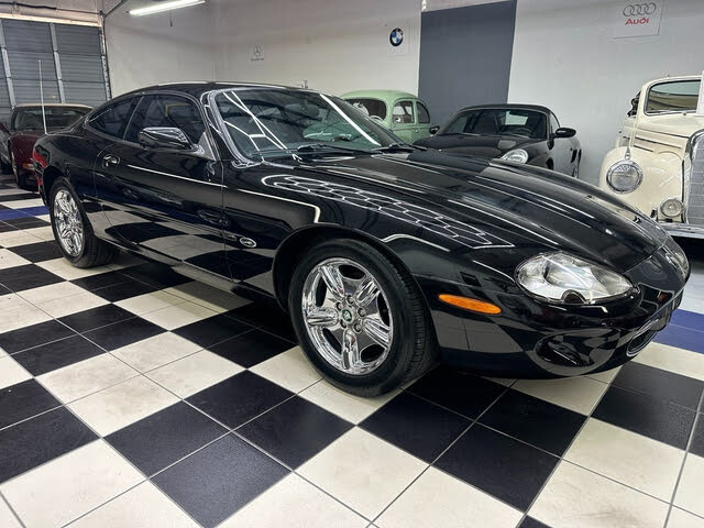 1999 Jaguar XK-Series XK8 Coupe RWD