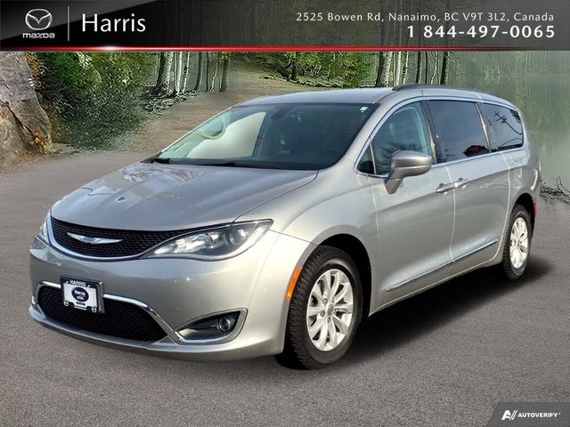 Chrysler Pacifica Touring L FWD 2017