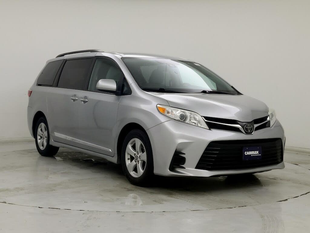 Pre-Owned 2021 Toyota Sienna Platinum Mini-van, Passenger in Tulsa