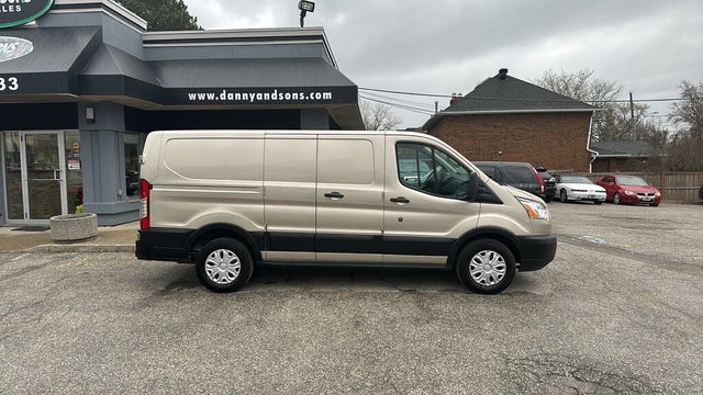 Ford Transit Cargo 150 Low Roof RWD with 60/40 Passenger-Side Doors 2019