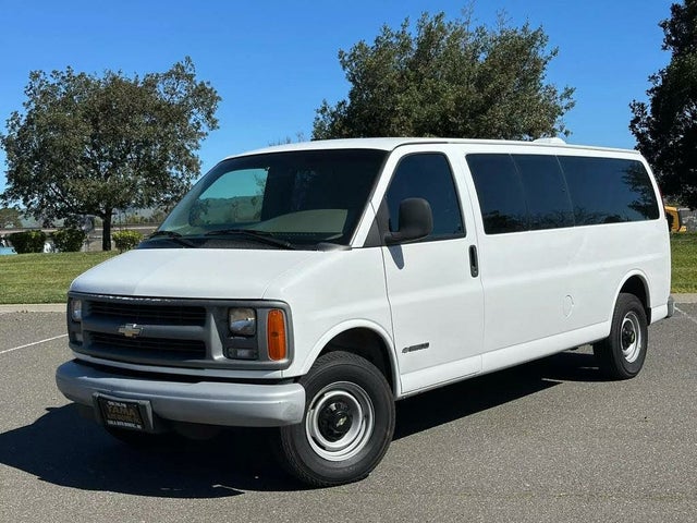 2001 Chevrolet Express 3500 Extended RWD
