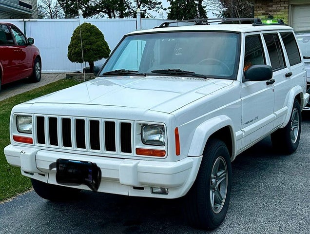 2000 Jeep Cherokee Classic 4-Door 4WD