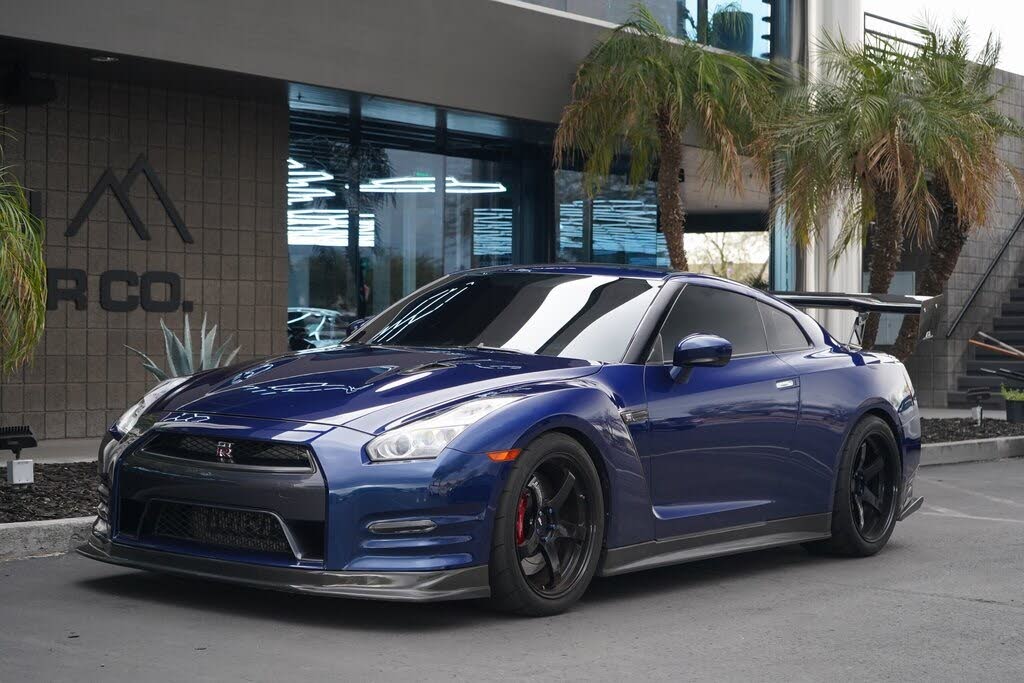 Used Blue Nissan GT-R for Sale - CarGurus
