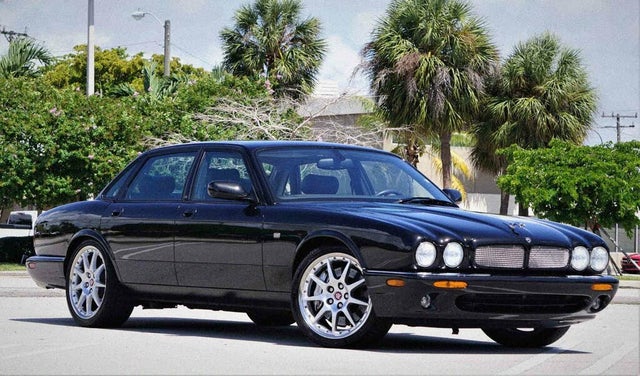2002 Jaguar XJ-Series XJ Super V8 Supercharged RWD