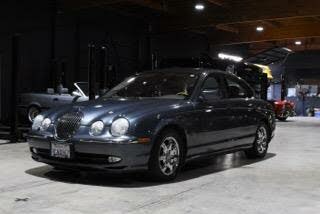 2000 Jaguar S-TYPE 4.0L V8 RWD