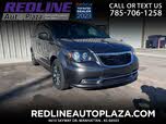 Chrysler Town & Country S FWD