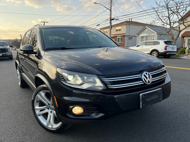 2012 Volkswagen Tiguan SEL 4Motion AWD with Premium Navigation and Dynaudio