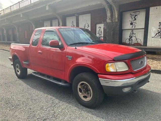 1999 Ford F-150 XL 4WD Extended Cab Stepside SB