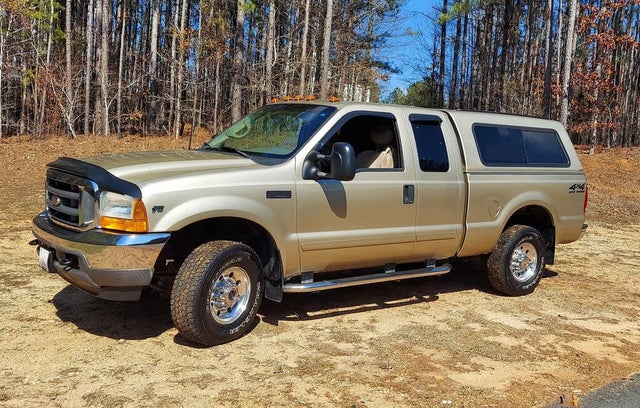 2001 Ford F-250 Super Duty XLT 4WD Extended Cab SB