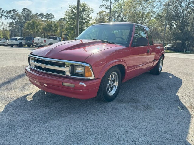 1995 Chevrolet S-10 LS Extended Cab RWD