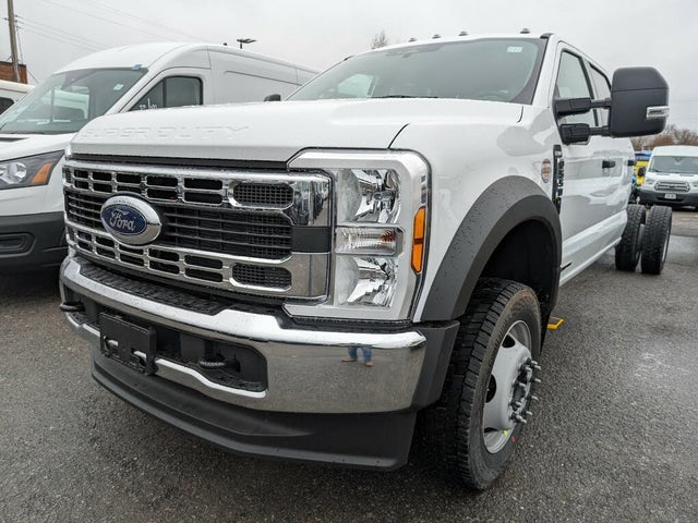Ford F-550 Super Duty Chassis 2024