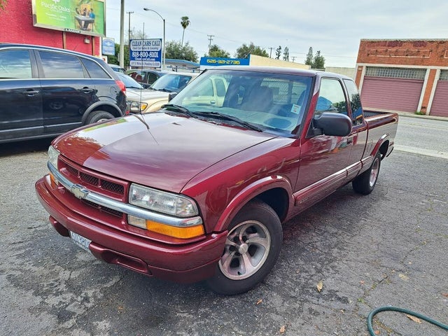 2000 Chevrolet S-10 Extended Cab RWD