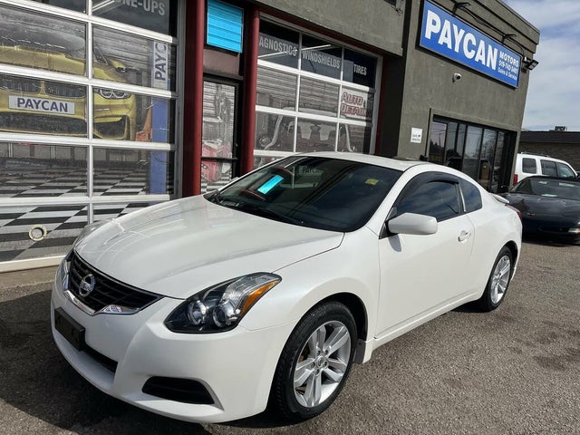 Nissan Altima Coupe 2.5 S 2012