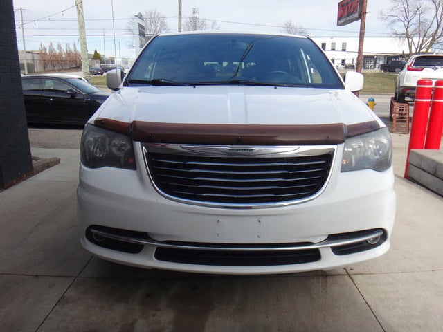 Chrysler Town & Country S FWD 2014