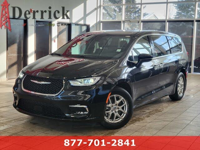 2023 Chrysler Pacifica Touring FWD