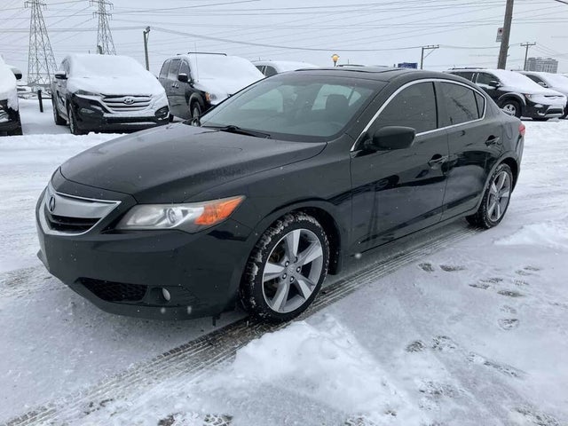 Acura ILX 2.0L FWD with Premium Package 2013