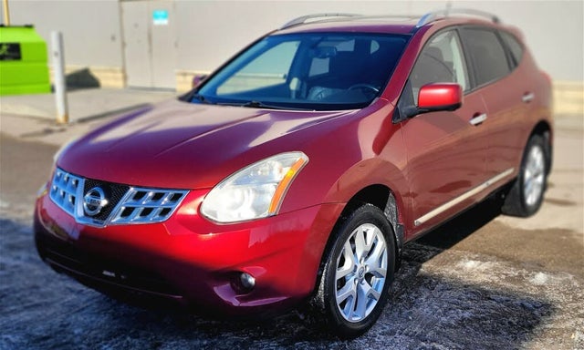2013 Nissan Rogue SV with SL AWD