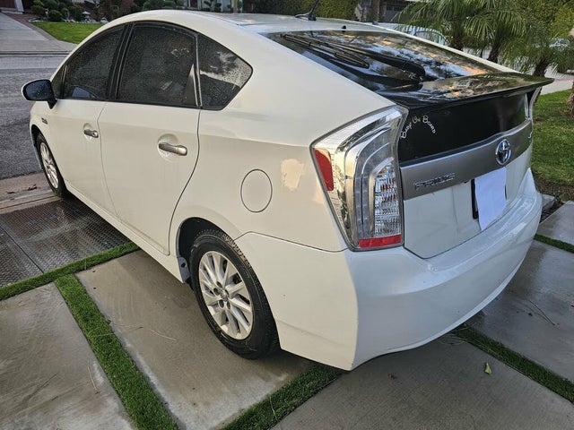 2013 Toyota Prius Plug-In Advanced