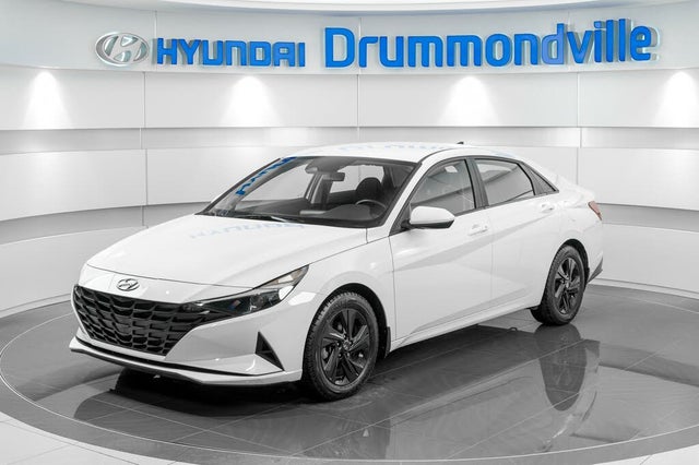 Hyundai Elantra Preferred FWD with Tech Package 2023