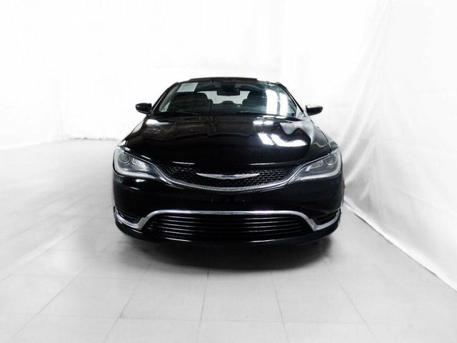2015 Chrysler 200 Limited Sedan FWD