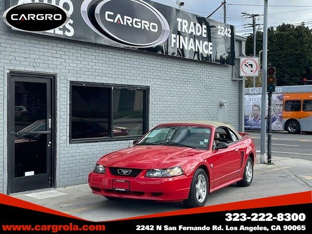 2004 Ford Mustang Deluxe Convertible RWD