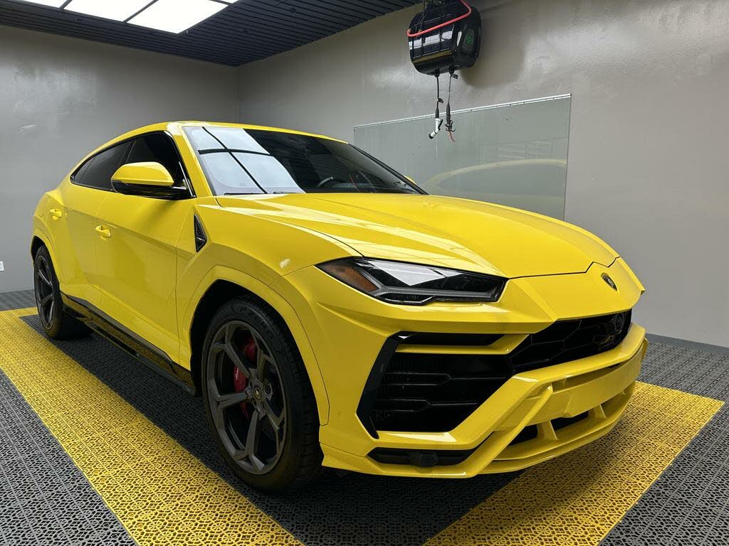Used 2019 Lamborghini Urus for Sale in Los Angeles, CA (with 