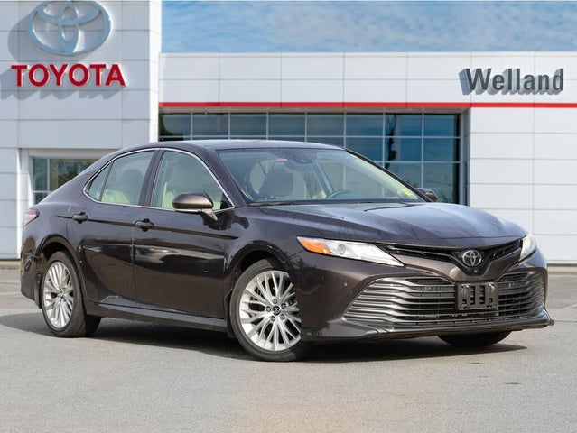 Toyota Camry XLE V6 FWD 2020