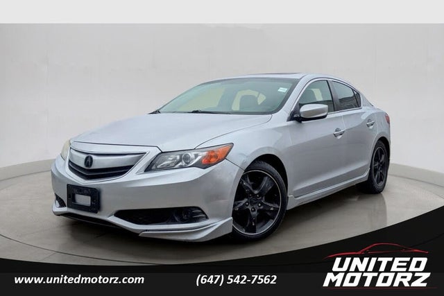 Acura ILX 2.0L FWD with Premium Package 2013