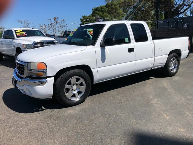 2007 GMC Sierra Classic 1500 SLE2 Extended Cab Short Bed RWD
