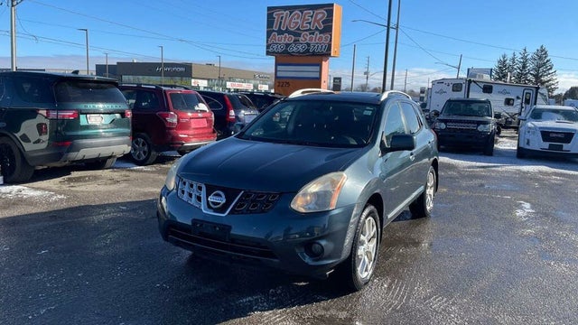 Nissan Rogue SV with SL AWD 2013