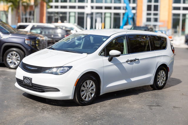 2018 Chrysler Pacifica L FWD