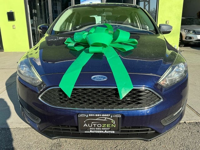 2016 Ford Focus SE Hatchback