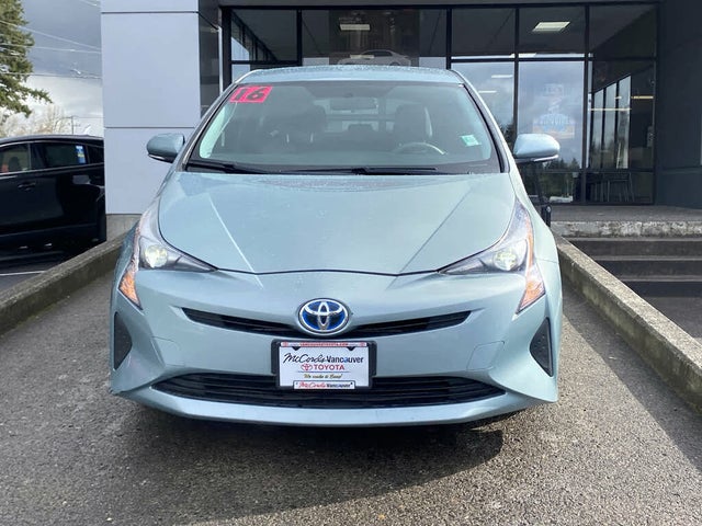 2016 Toyota Prius Two FWD